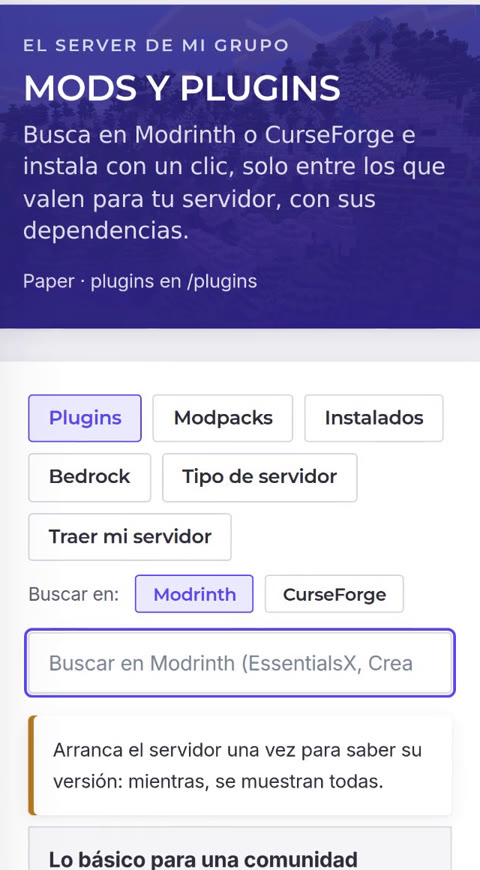 Pantalla «Mods y plugins» del panel: buscar en Modrinth o CurseForge, modpacks e instalados